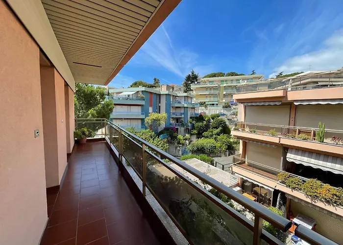 Mono Orchidea - Box Auto & Terrazzo *